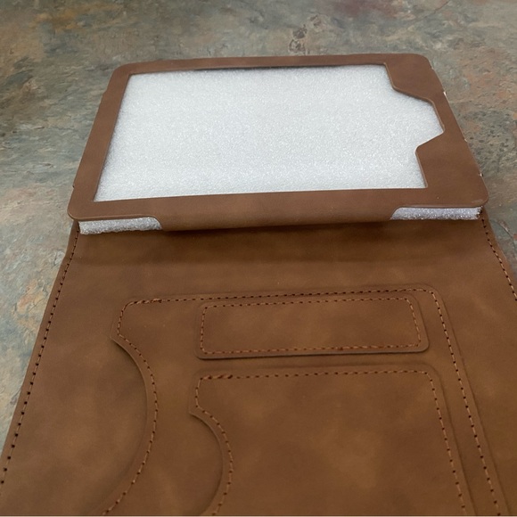 Brown Kindle Case NWOT - Picture 3 of 8